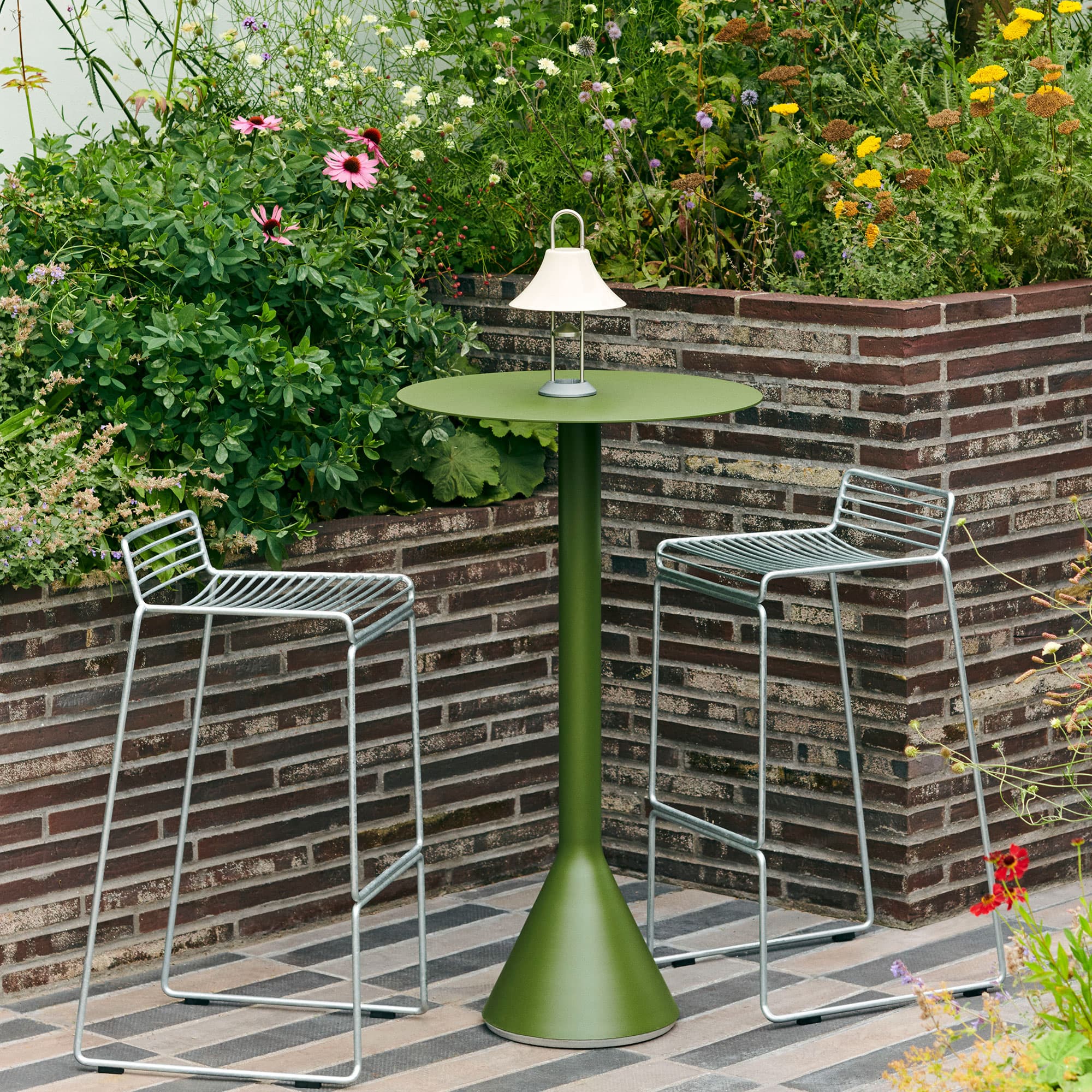 Hee Bar Stool