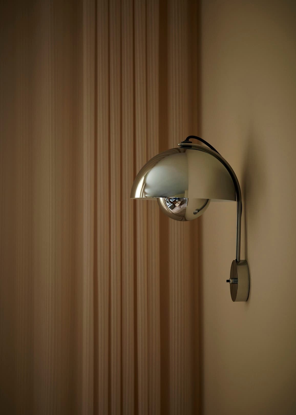 Flowerpot Wall Lamp VP8