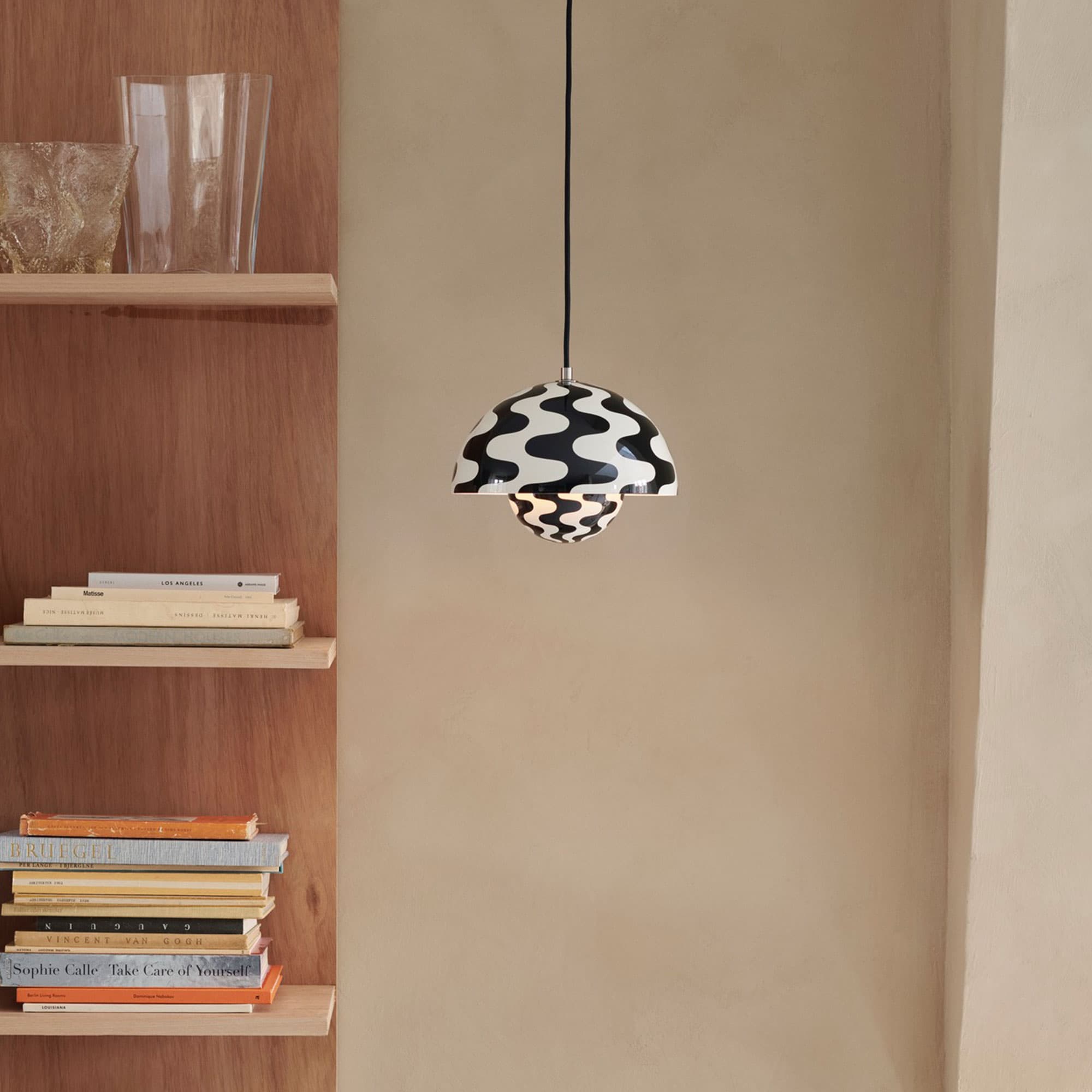 Flowerpot Pendant VP1