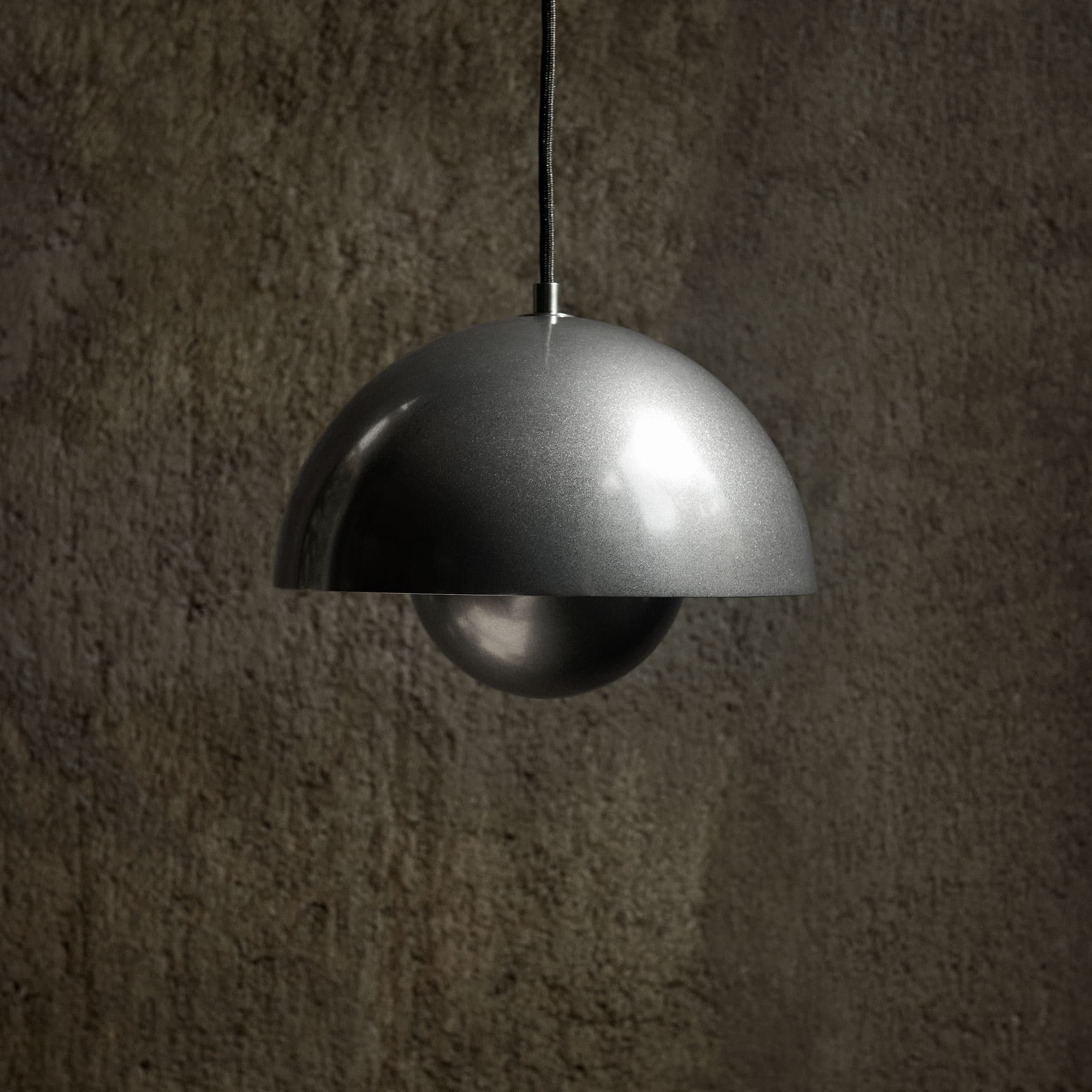 Flowerpot Pendant VP1