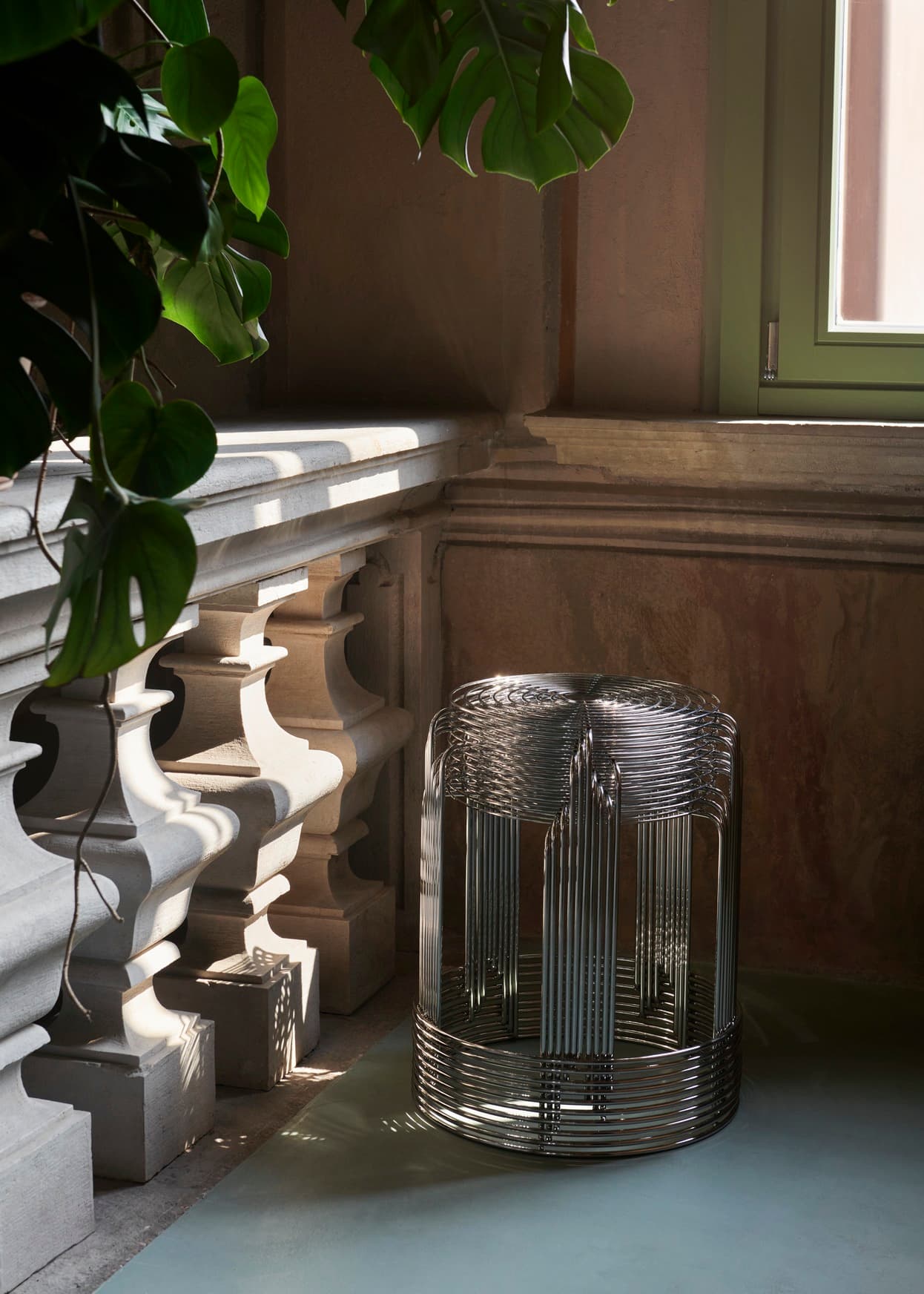 Wire Stool VP11
