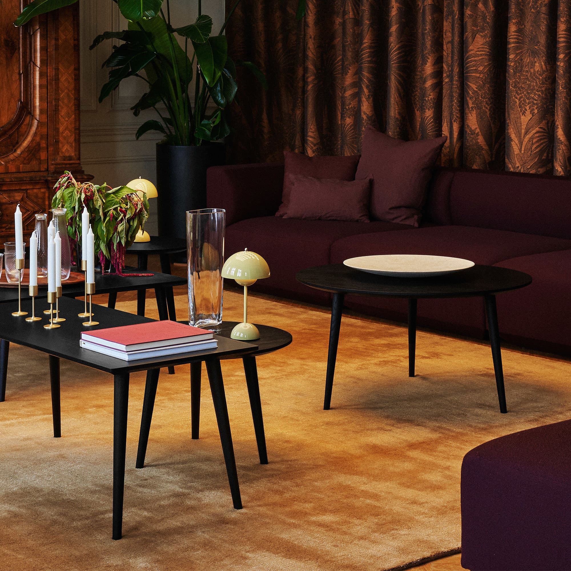 In Between Lounge Table SK15