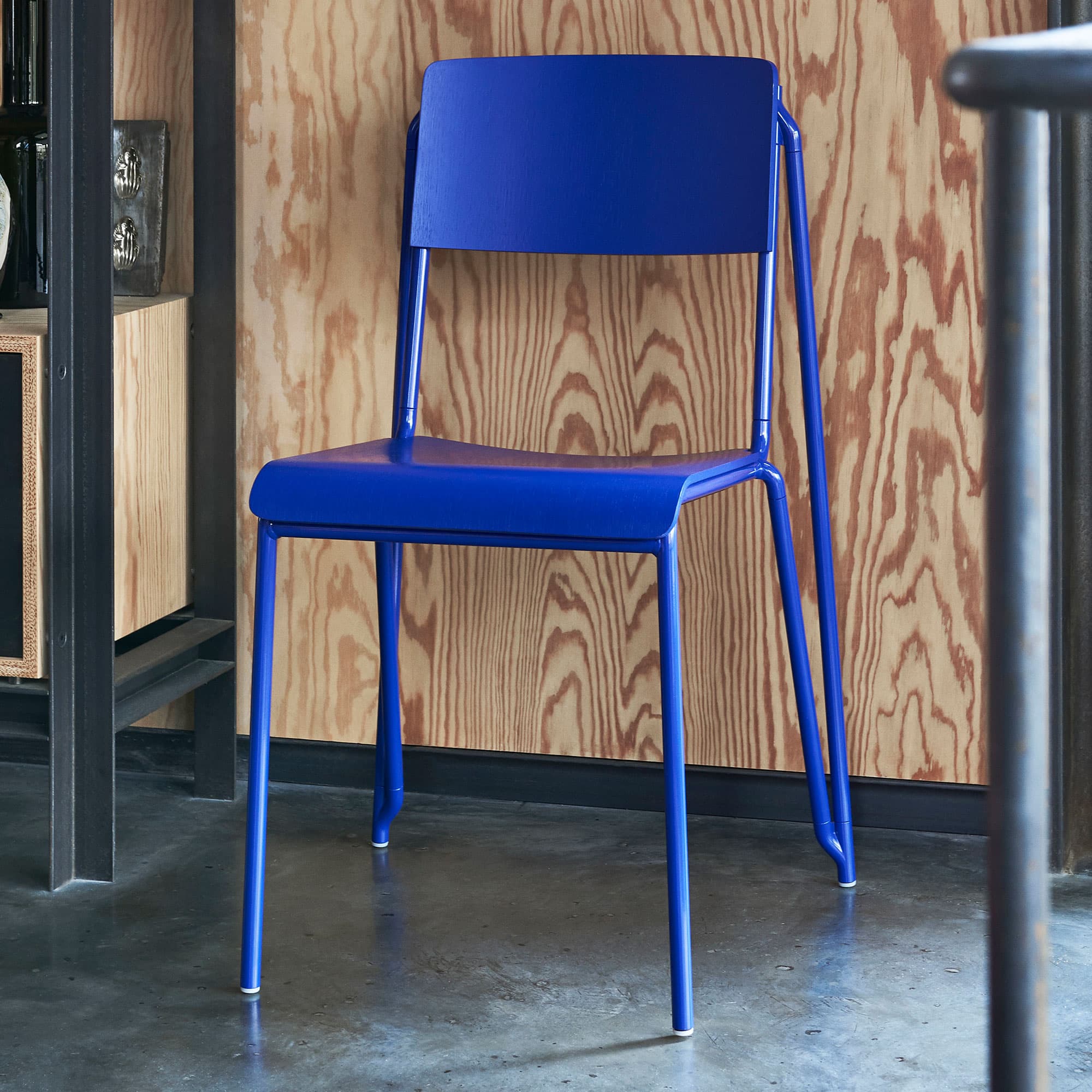 Petit Standard Chair