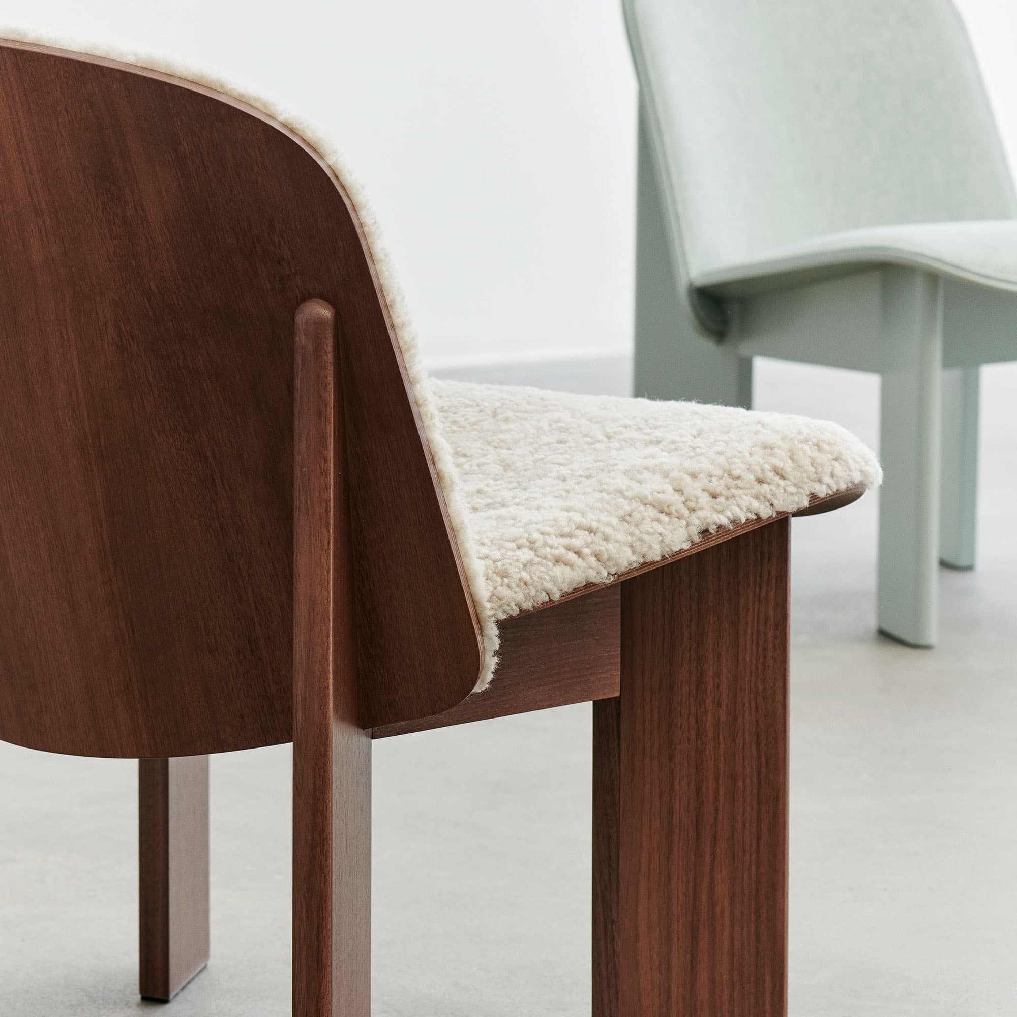 Chisel 85 Lounge Chair w. Upholstery